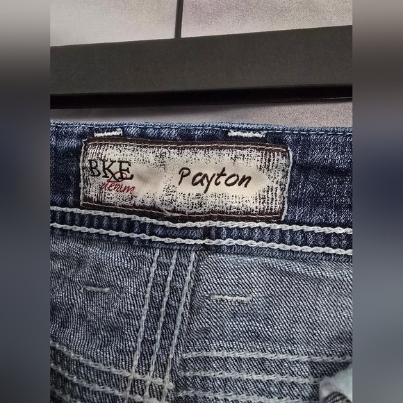 BKE‎ Peyton jean shorts size 29, 9 inch inseam length - Picture 3 of 7